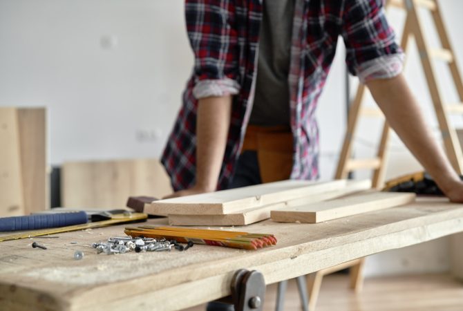 carpenter-standing-at-the-workbench.jpg